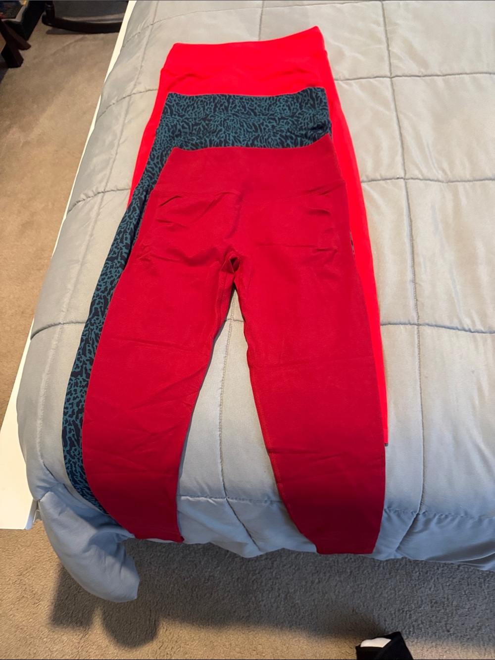 3 Pair Fabletics Leggings Seamless Scrunch high waisted Leggings